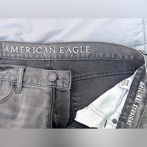 American Eagle original straight faded black jeans. Size 32w with 30 inseam. - Picture 7 of 11